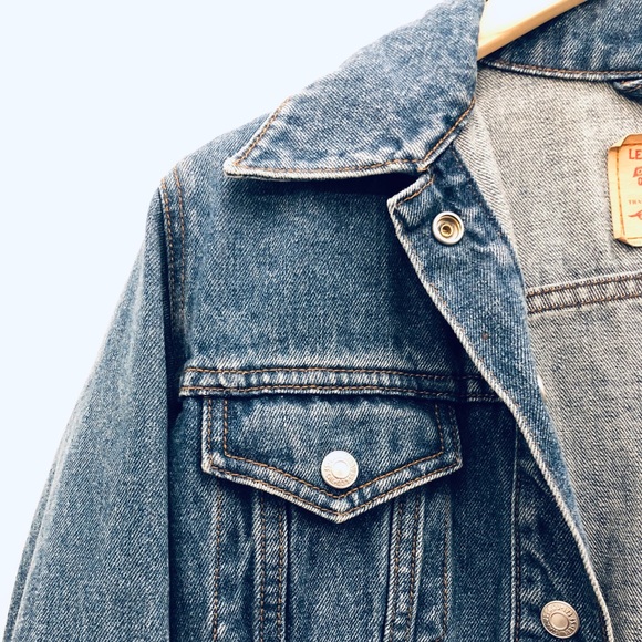 Levi’s Vintage Jean Jacket - Picture 2 of 5